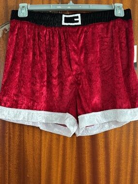 Santa/Elf shorts